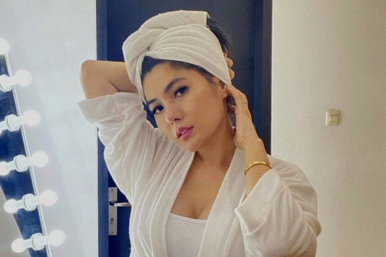 angela lee lukis wajah ariel noah