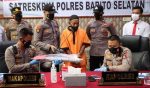 pembunuh di desa bipak kali barsel