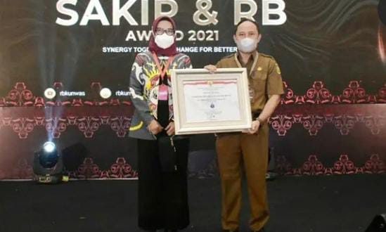 Pemko Palangka Raya Raih Predikat B pada SAKIP dan RB Award 2021