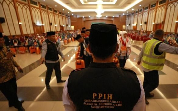 Kemenag-Berangkatkan-325-Petugas-Haji-ke-Arab-Saudi