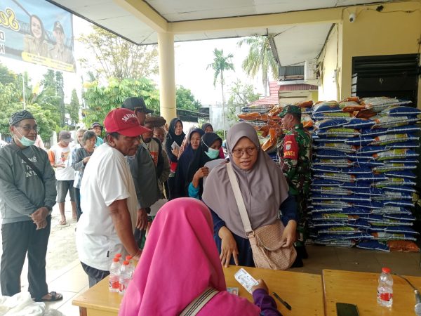 500 Paket Sembako Murah Disalurkan Di Kelurahan Langkai