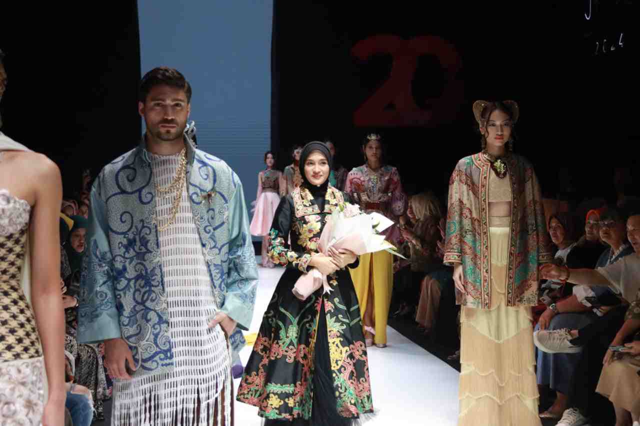 Jf3 Fashion Festival Wastra Kalimantan Tengah Berlangsung Meriah