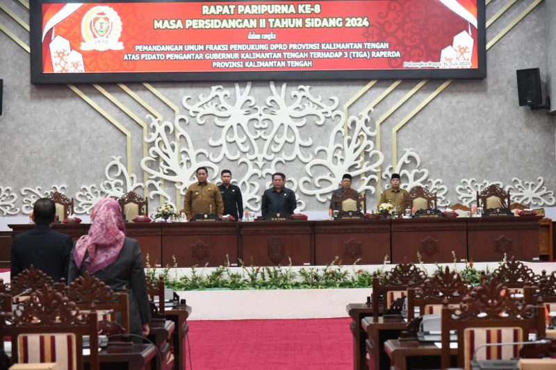 Wagub Edy Pratowo Hadiri Rapat Paripurna Bahas Pemandangan Umum Fraksi