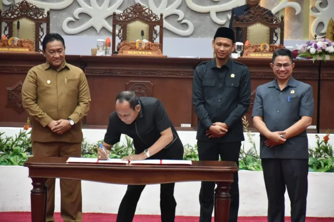 3003 Ketua Dprd Kalteng