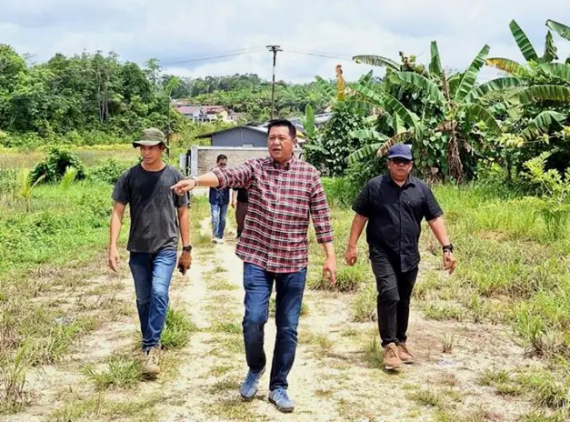 Wabup Tinjau Jalan Di Pendreh