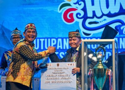 Bupati Barut Terima Piala Fbim 2026 Ok