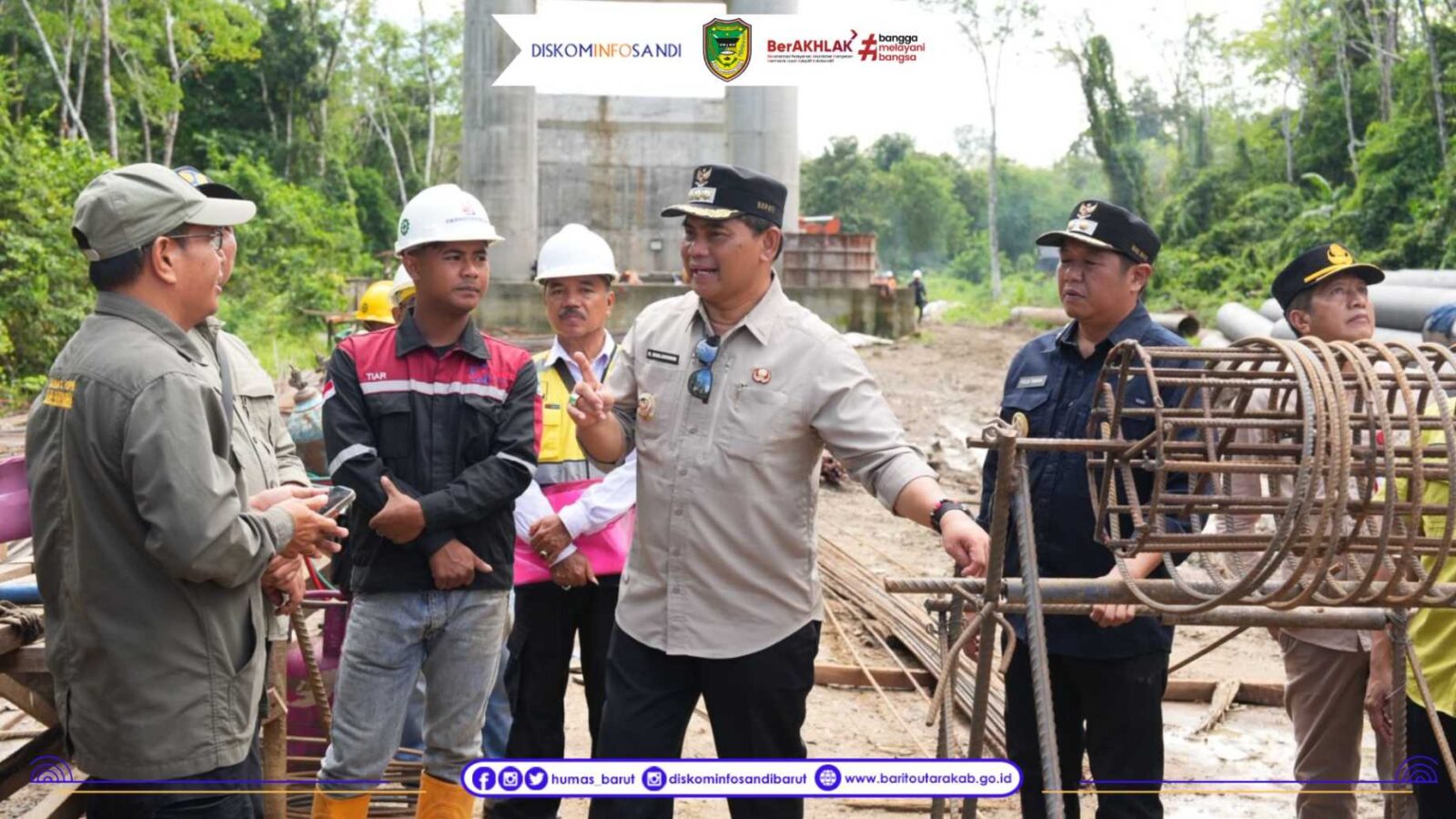 Bupati Barito Utara Tinjau Jalan
