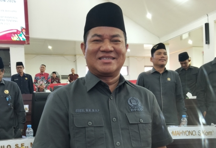 Ketua Komisi Ii Dprd Murung Raya, Bebie