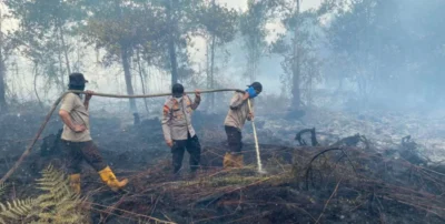 Pemadaman Karhutla Oleh Polisi