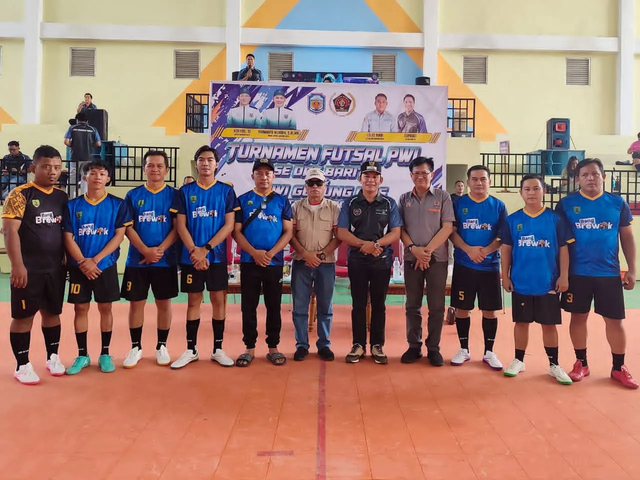 Rumiadi Apresiasi Turnamen Futsal Pwi Se Das Barito Perkuat Solidaritas Insan Pers