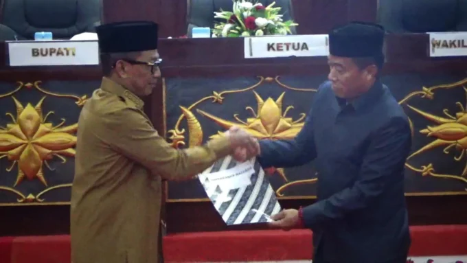Bupati Heriyus Apresiasi DPRD atas Persetujuan Raperda Pertanggungjawaban APBD 2025