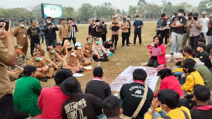 0209 Temui Mahasiswa