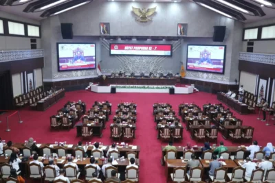 1609 Dprd Kalteng