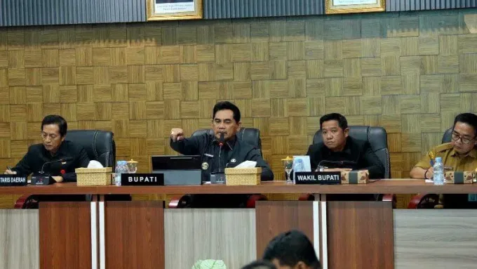 BUPATI BARITO UTARA DORONG OPD PERCEPAT PROGRAM DAN TUNTASKAN TINDAK LANJUT BPK