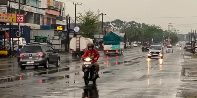 Hujan Di Palangkaraya