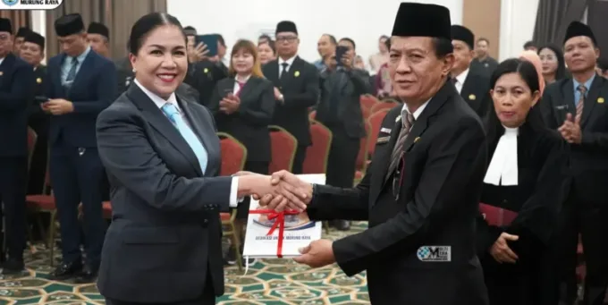 Sertijab Sekda Mura