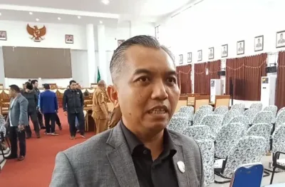 Zuli Eko Prasetyo32